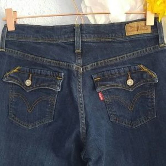 Levi's 515 Boot Cut Dark Denim Back Flap Pocket Jeans SZ 4M - Picture 7 of 9